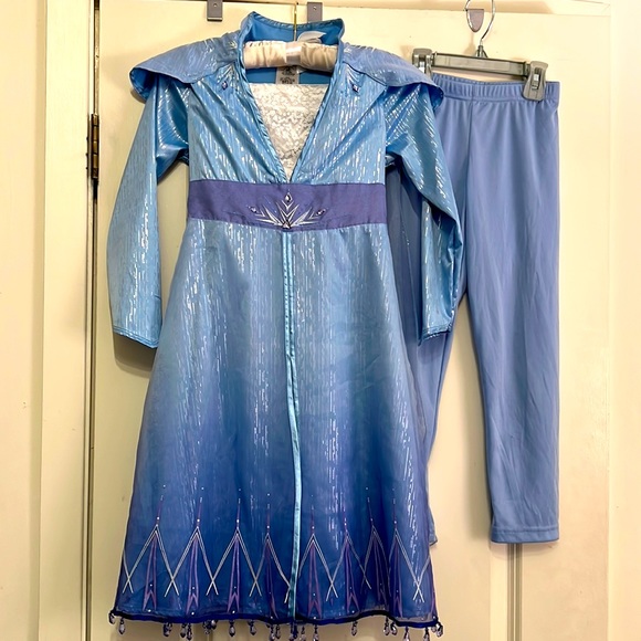 Elsa Frozen 2 Adventure Outfit - Disney Couture Collection Elsa Frozen 2 Adventure Outfit - Disney Couture Collection